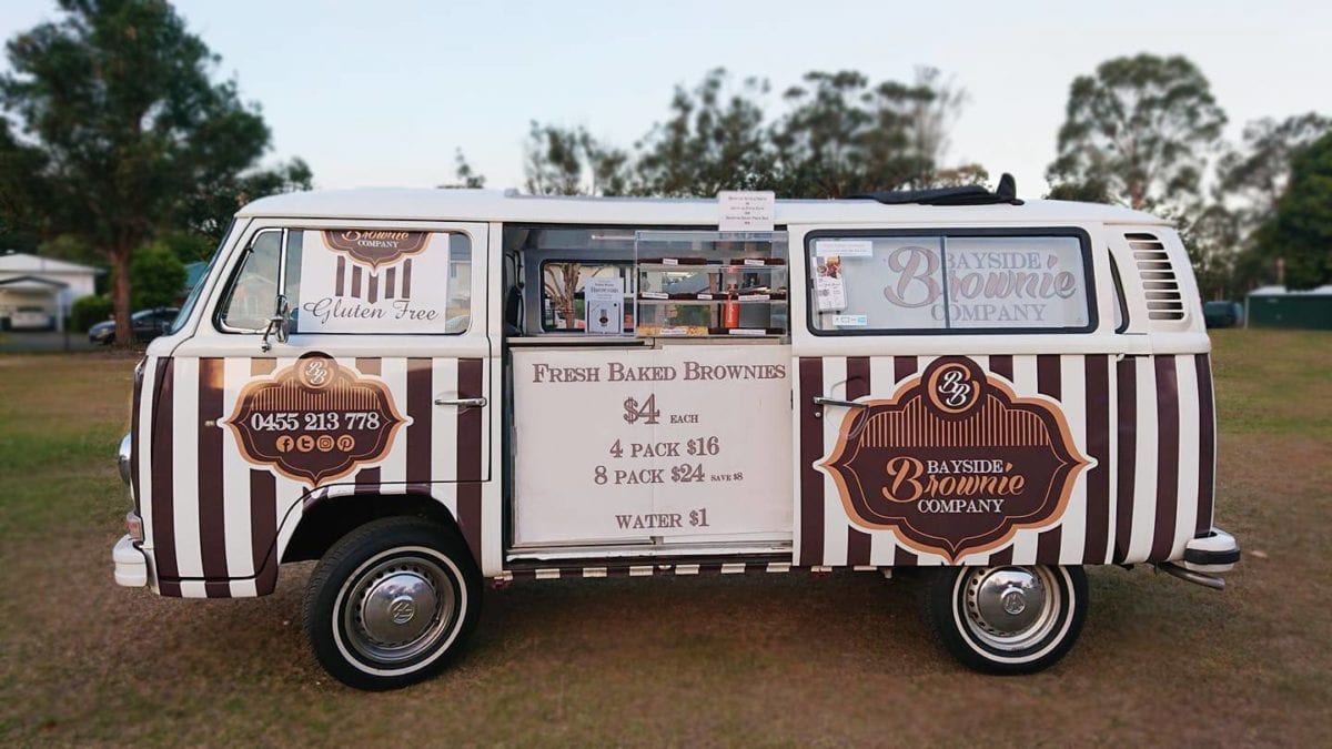 Bella Manufacturing Bayside Brownie Kombi Van