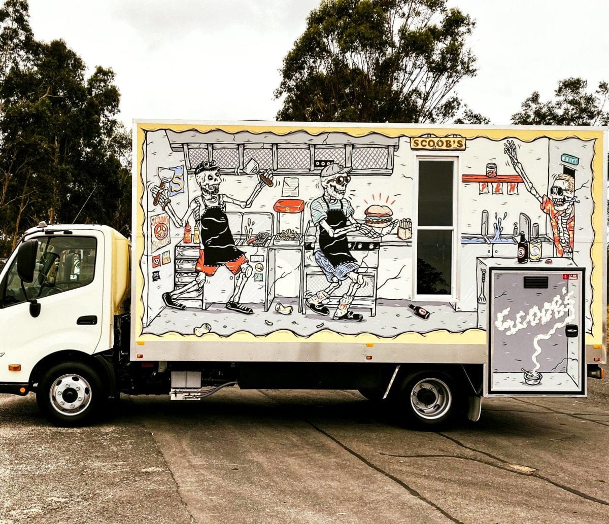 Bella Manufacturing Scoobs Burger Truck